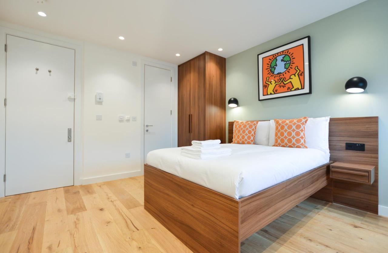 Deluxe Studio Apartment