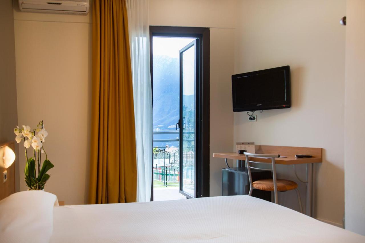 Standard Double or Twin Room Lake View,1756522632:JPEG