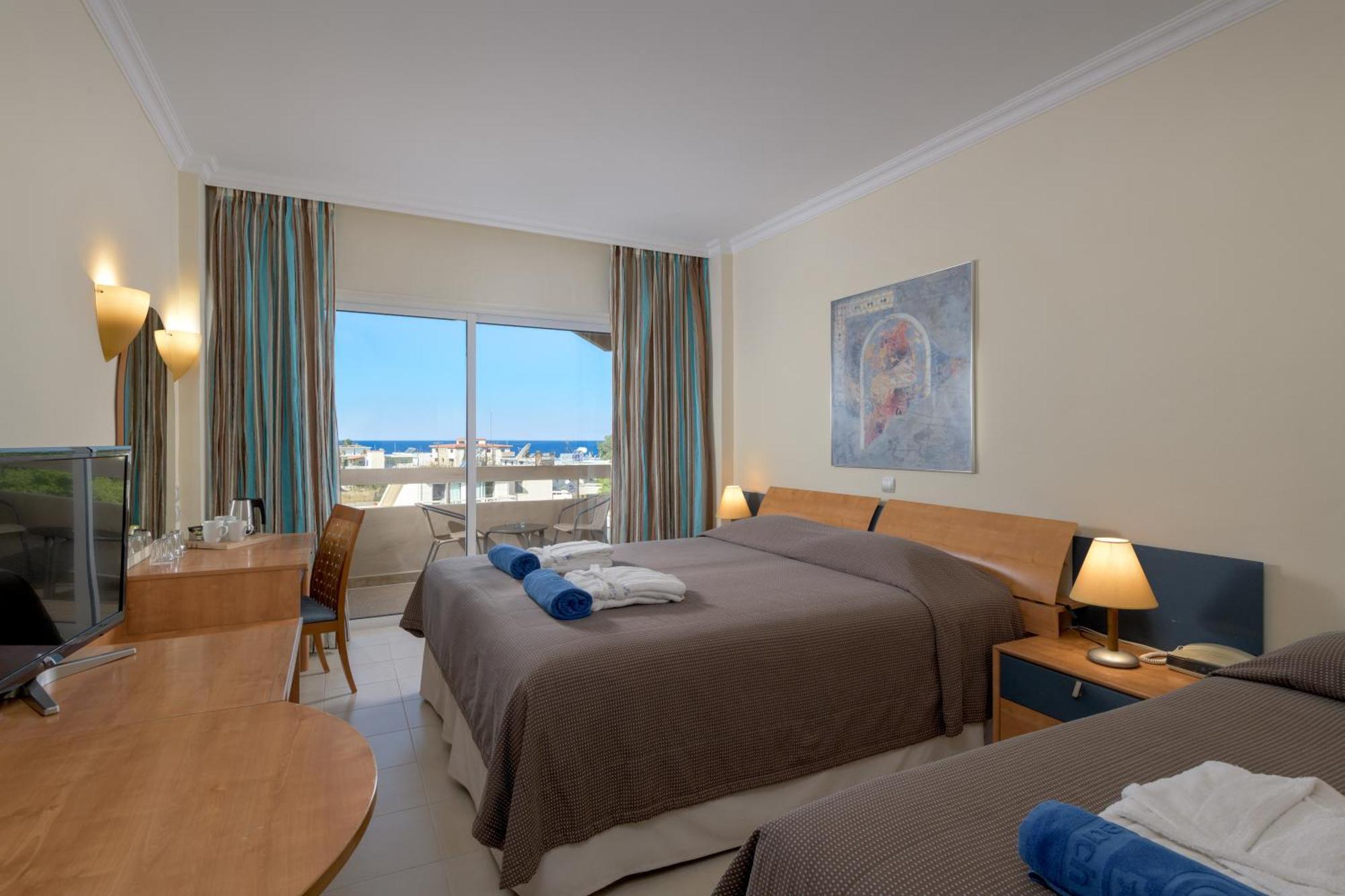 Superior Room with Garden View