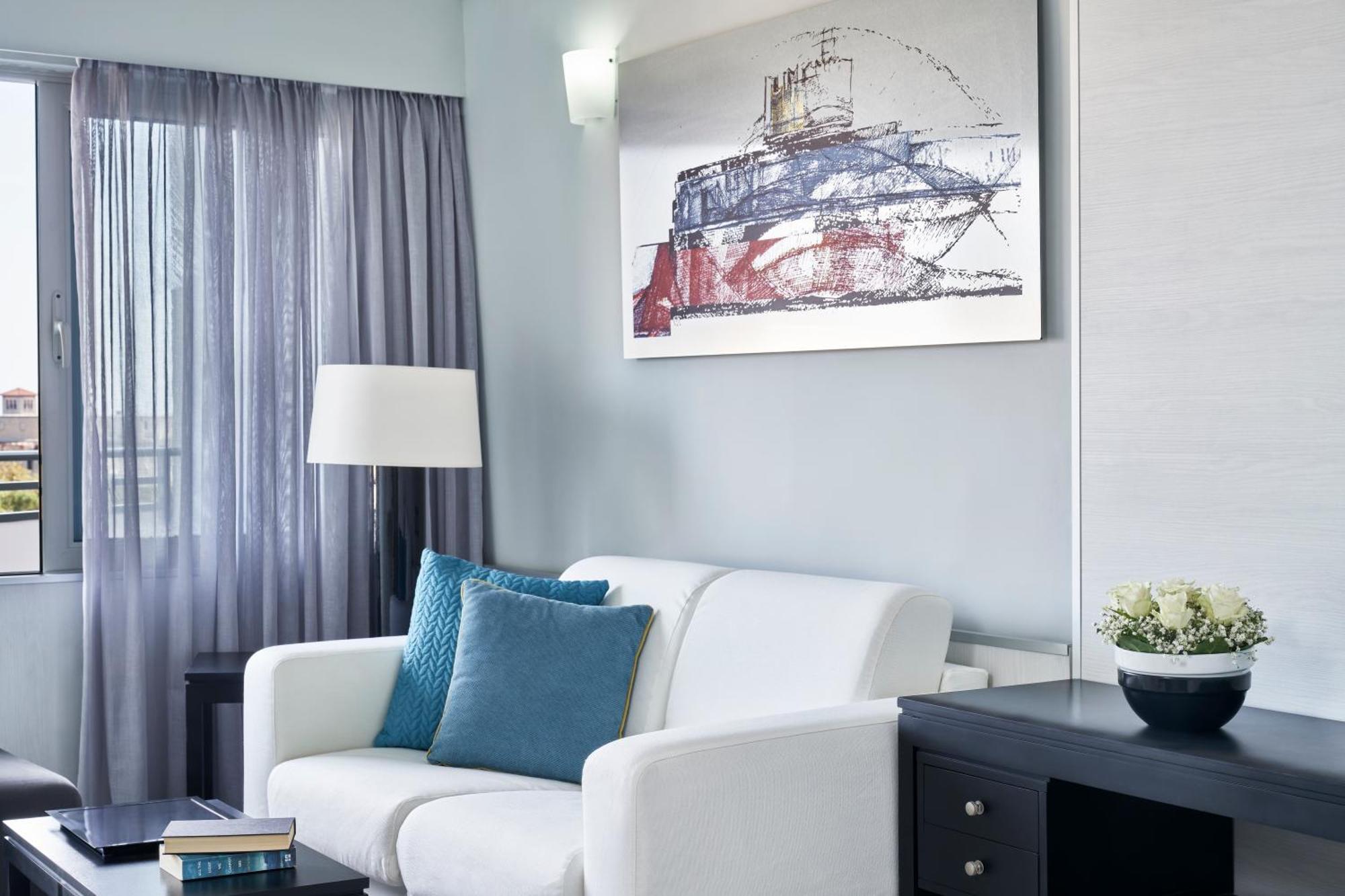 Classic Suite Side Sea View