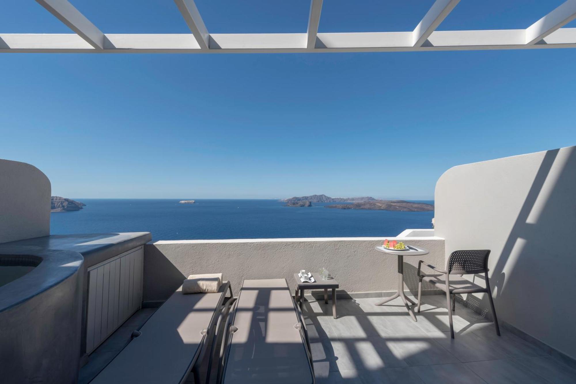 Honeymoon Double Room with Outdoor Heated Whirlpool with Caldera and Sunset View