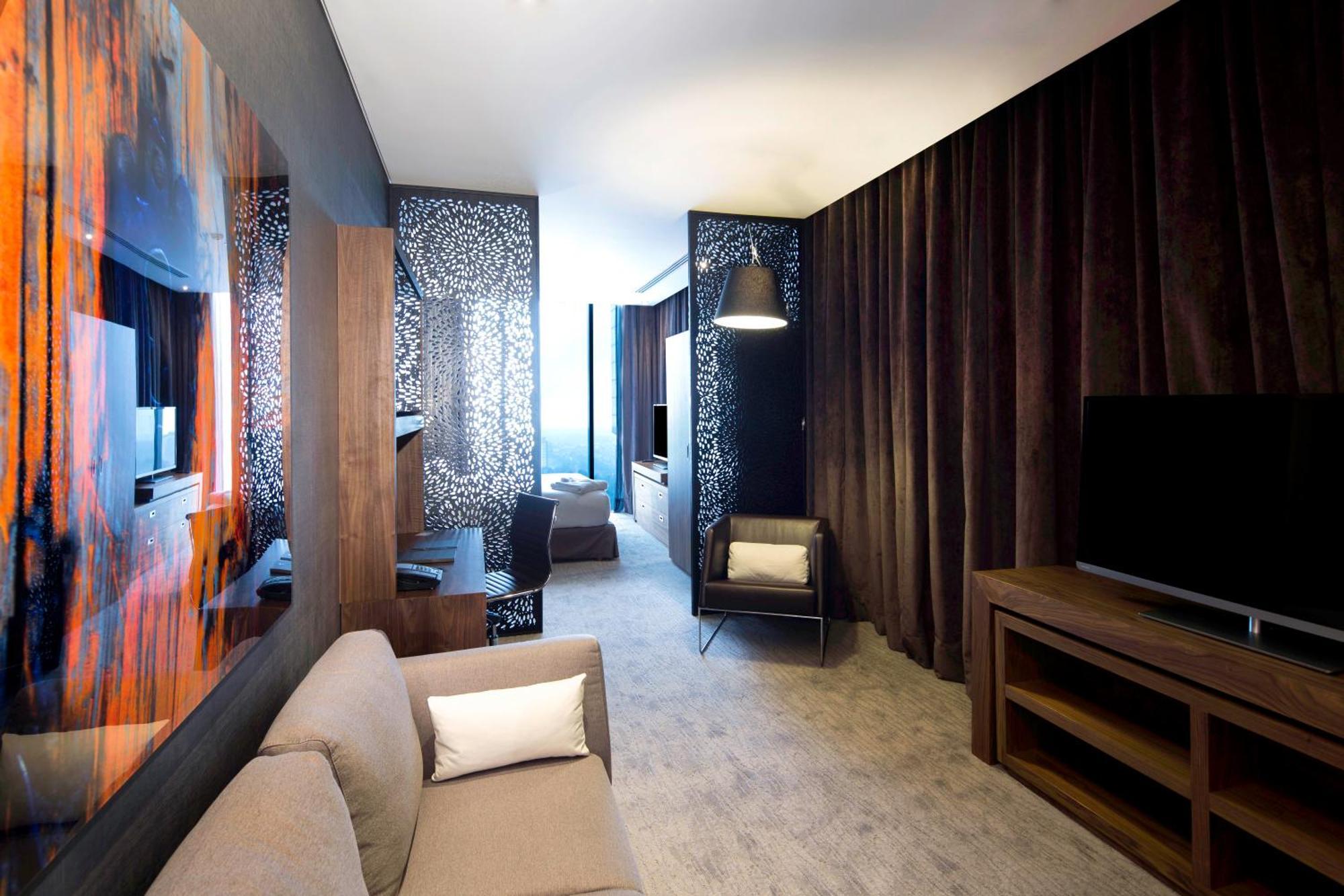 One-Bedroom King Suite,1580790835:JPEG