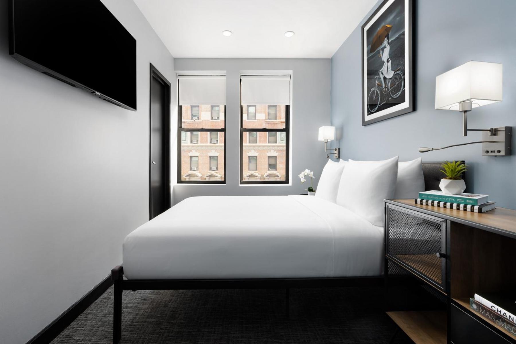 Queen Bed,1210893979:JPEG