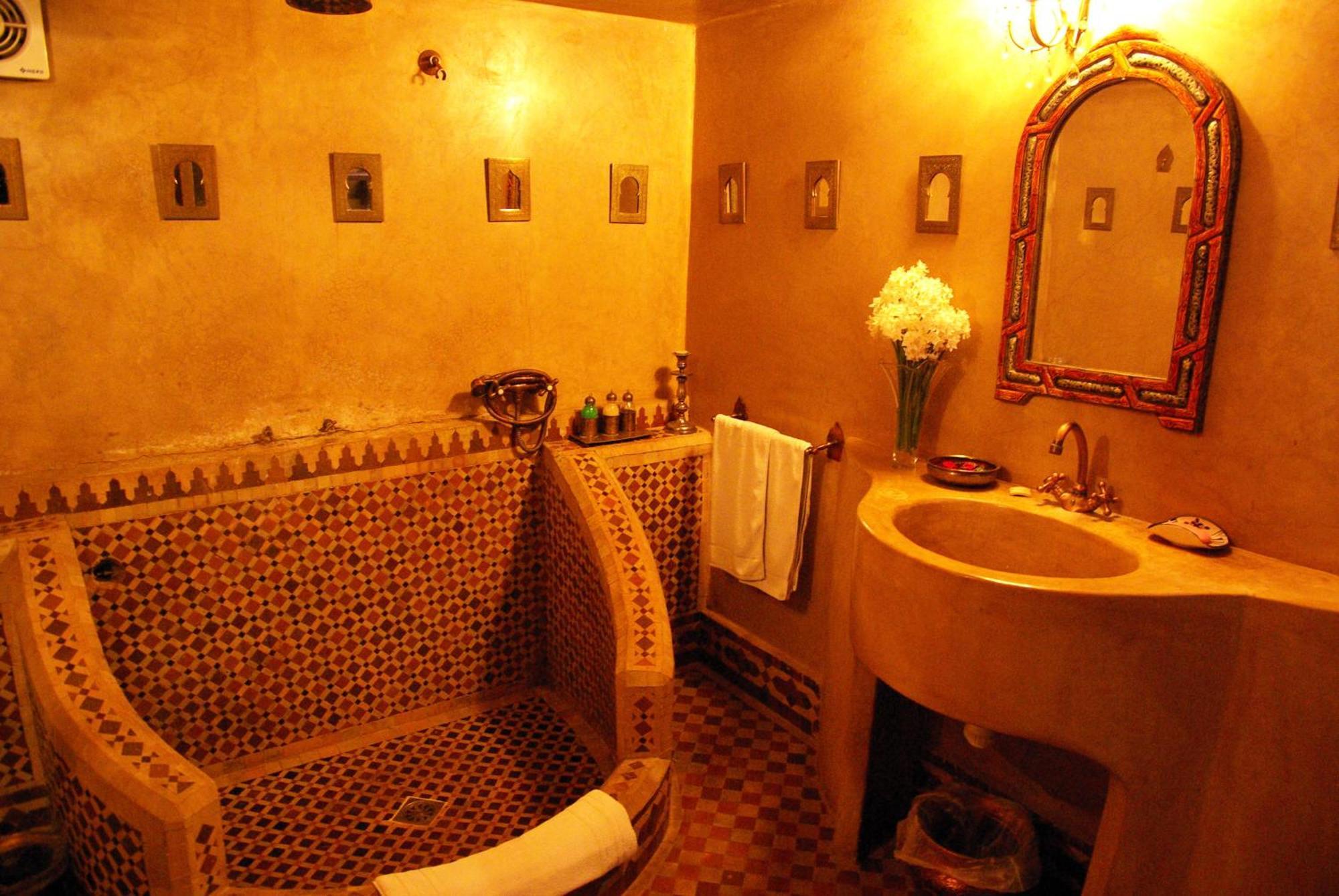 Ispahan Double Room