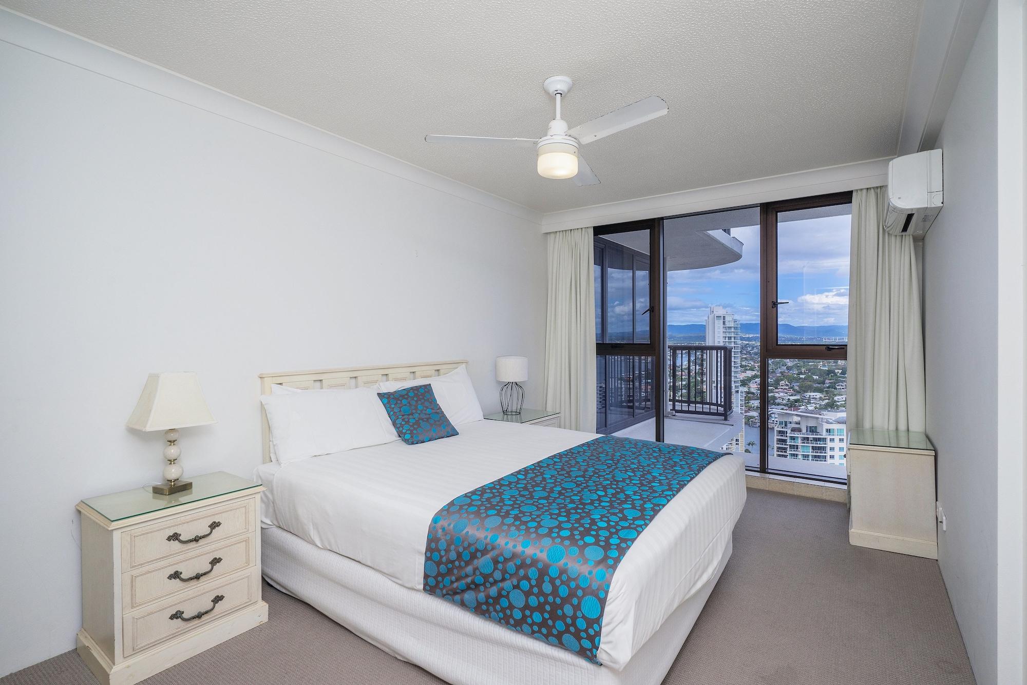 Deluxe Two-Bedroom Apartment Ocean View