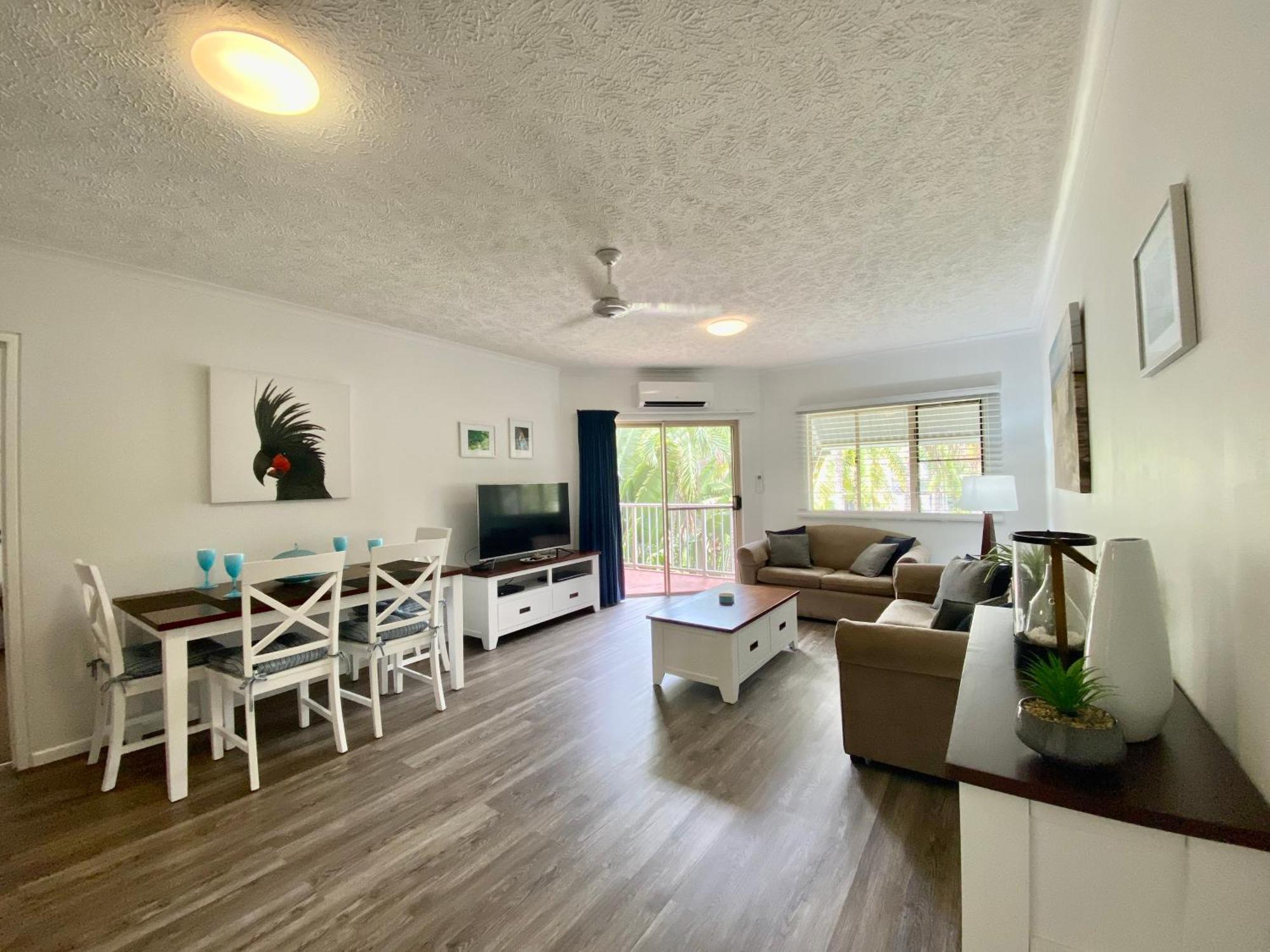 Premium One-Bedroom Apartment Garden View