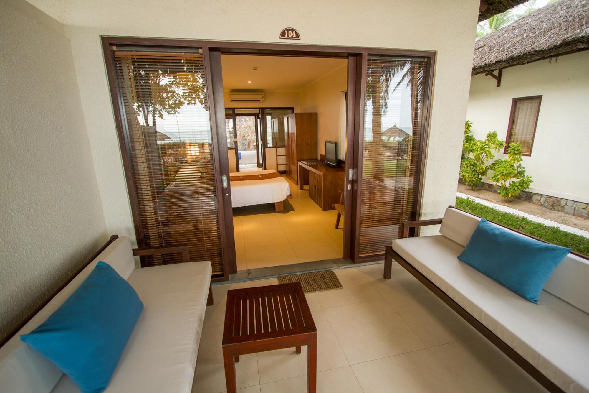 Bungalow Terrace Sea View