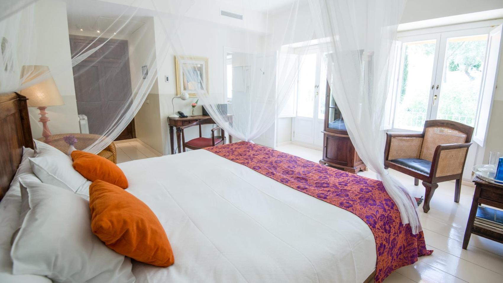 Double Room,1214605597:JPEG