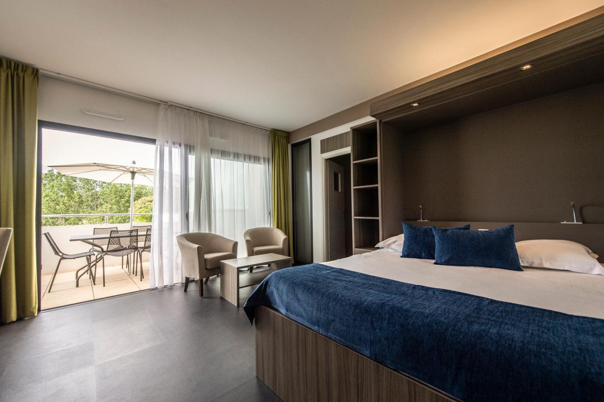 Prestige Suite