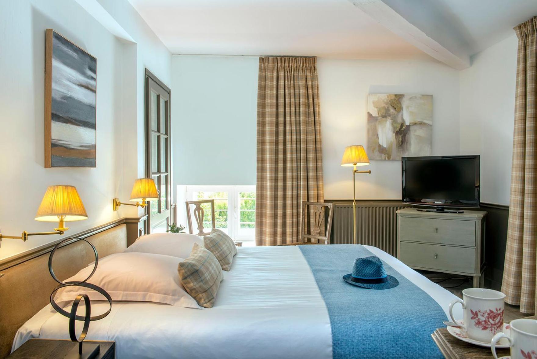 Classic Double Room,1215313129:JPEG
