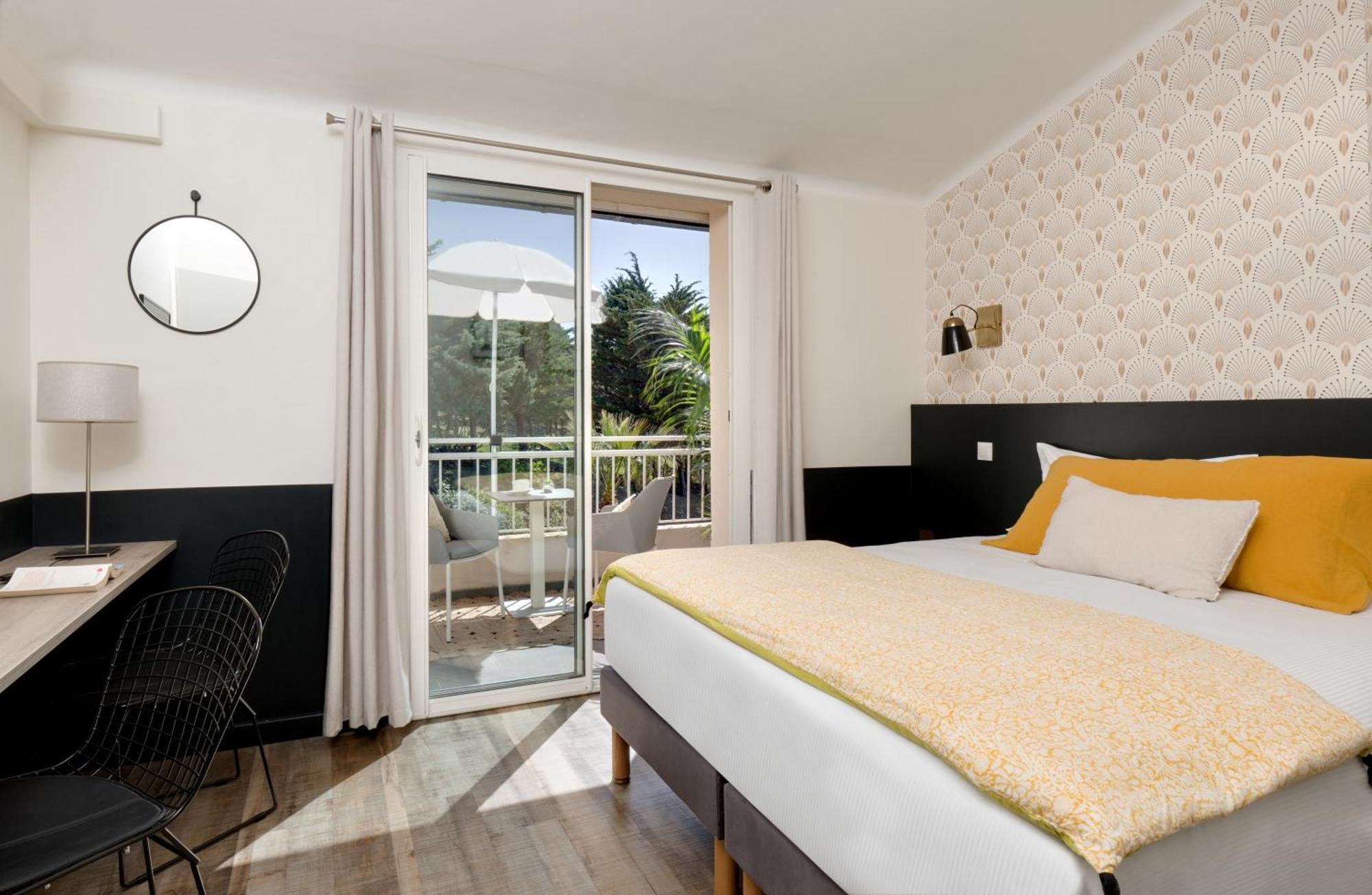 Habitación Doble con vistas al jardín