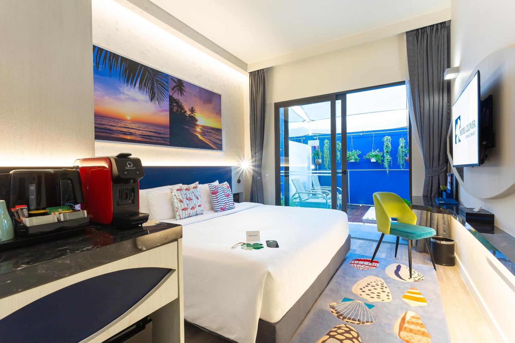 Deluxe Jacuzzi Room