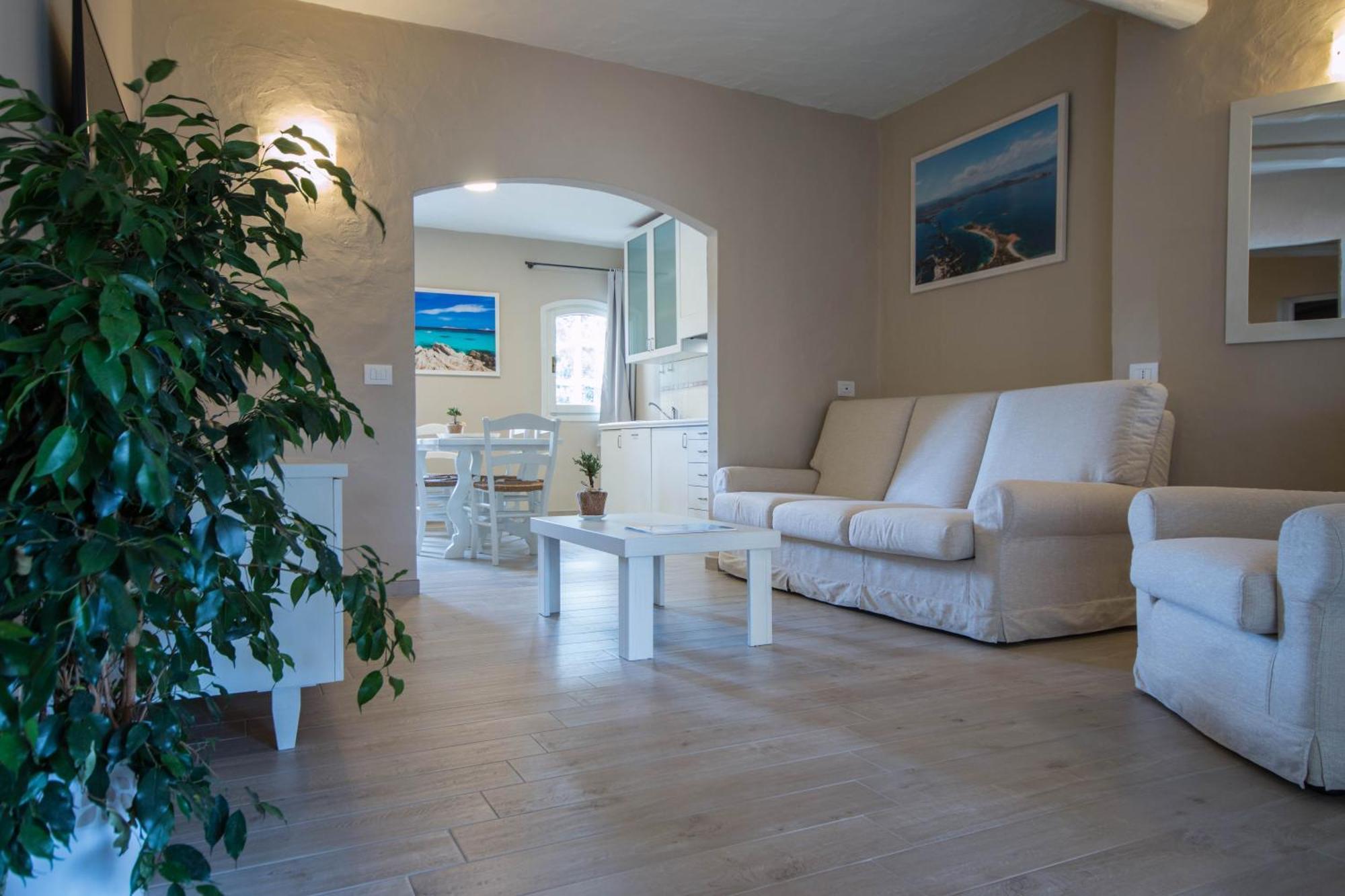 Apartment mit Poolblick