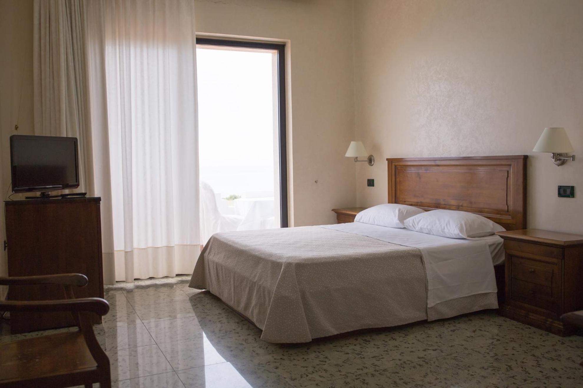 Double Room,1216162318:JPEG