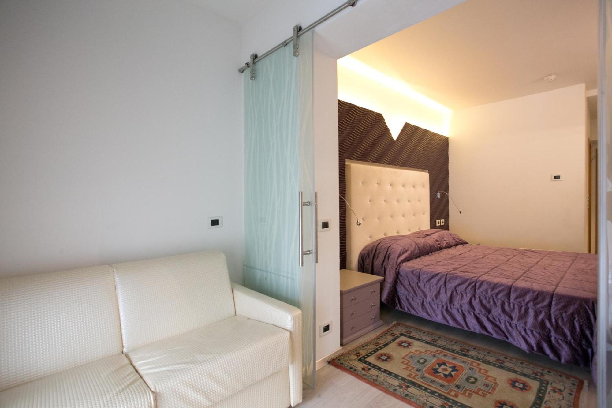 Standard Quadruple Room,669680946:JPEG