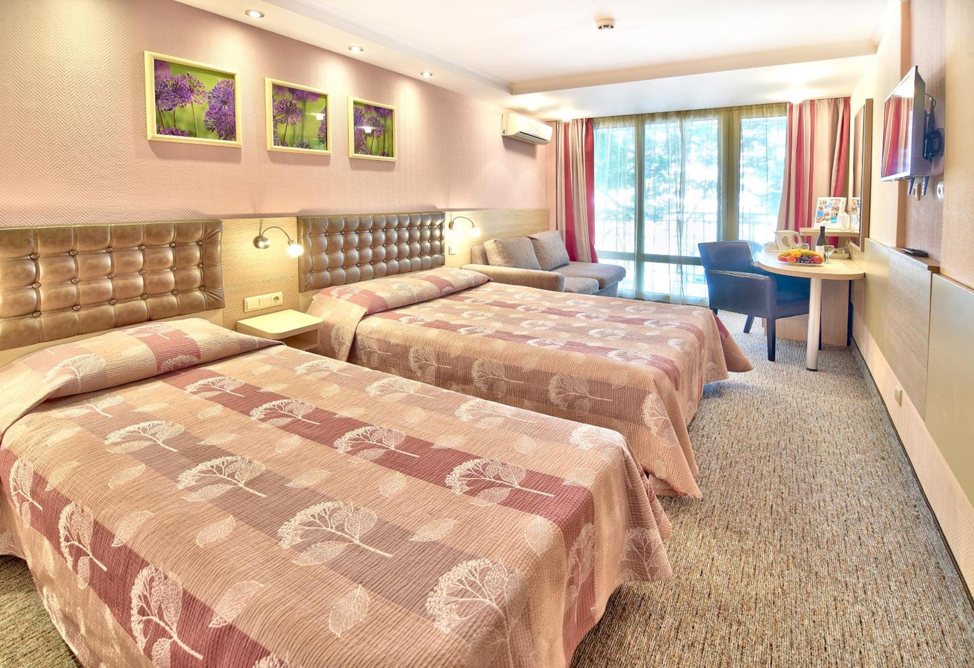 Standard Twin Room