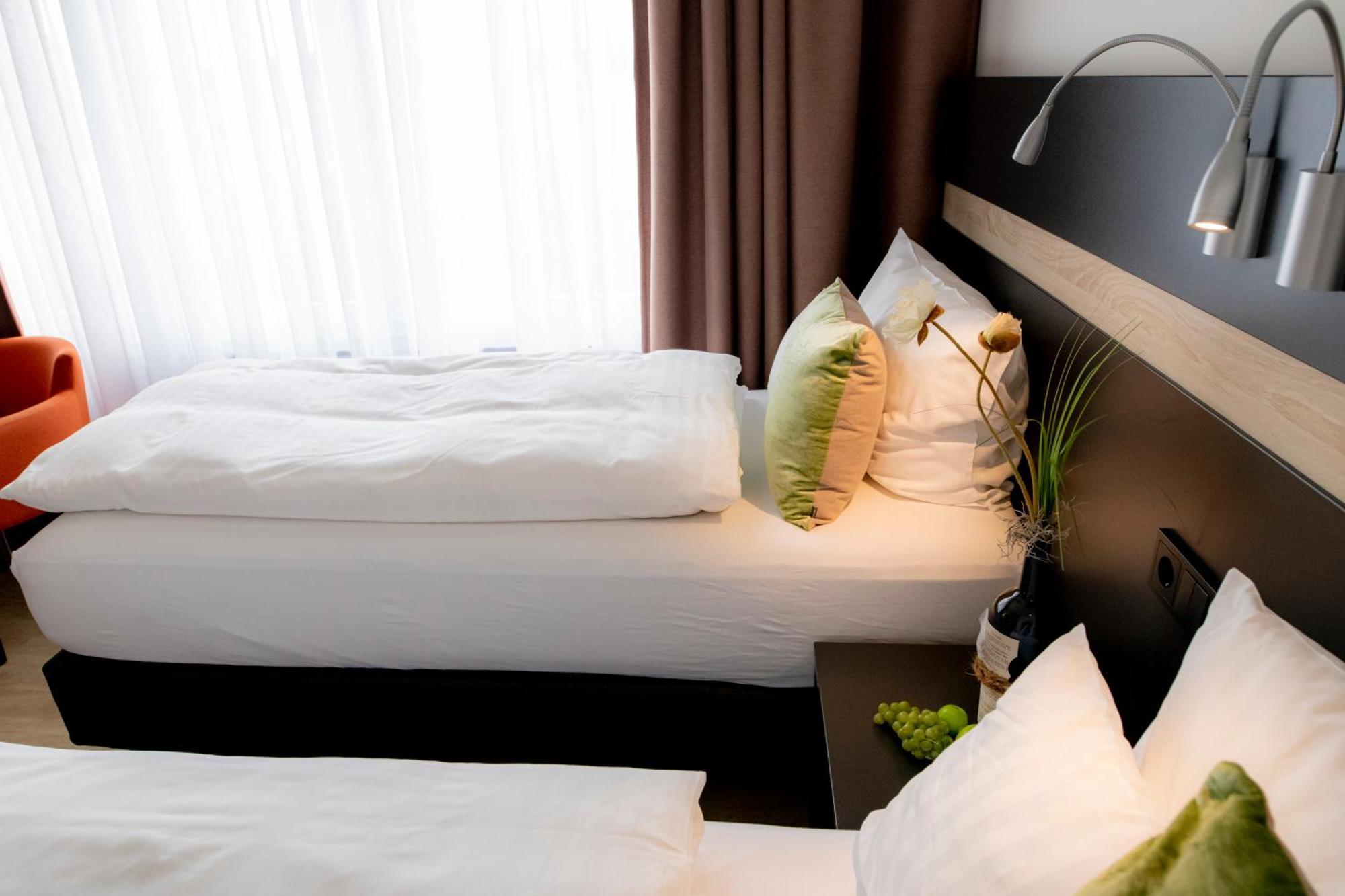Chambre Lits Jumeaux avec Salle de Bains