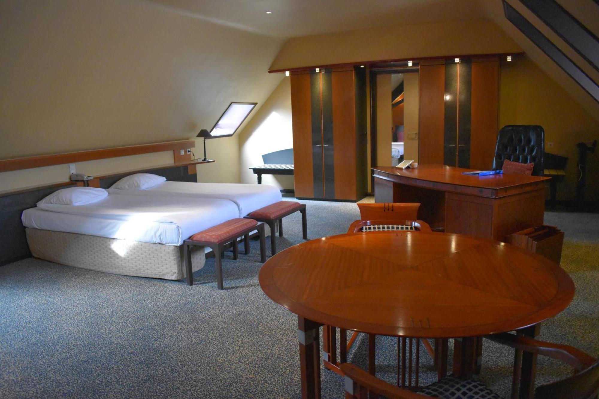Luxury Double Room,1219536835:JPEG