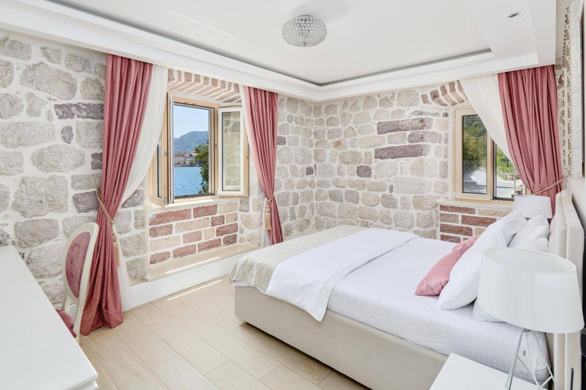 Superior Queen Room Sea View