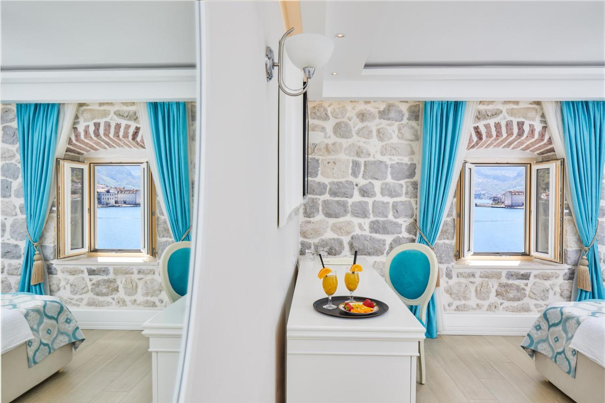 Superior Queen Room Sea View