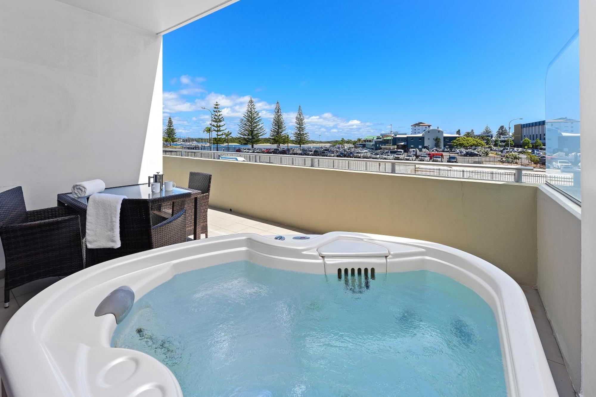 Studio Apartment with HydroSpa