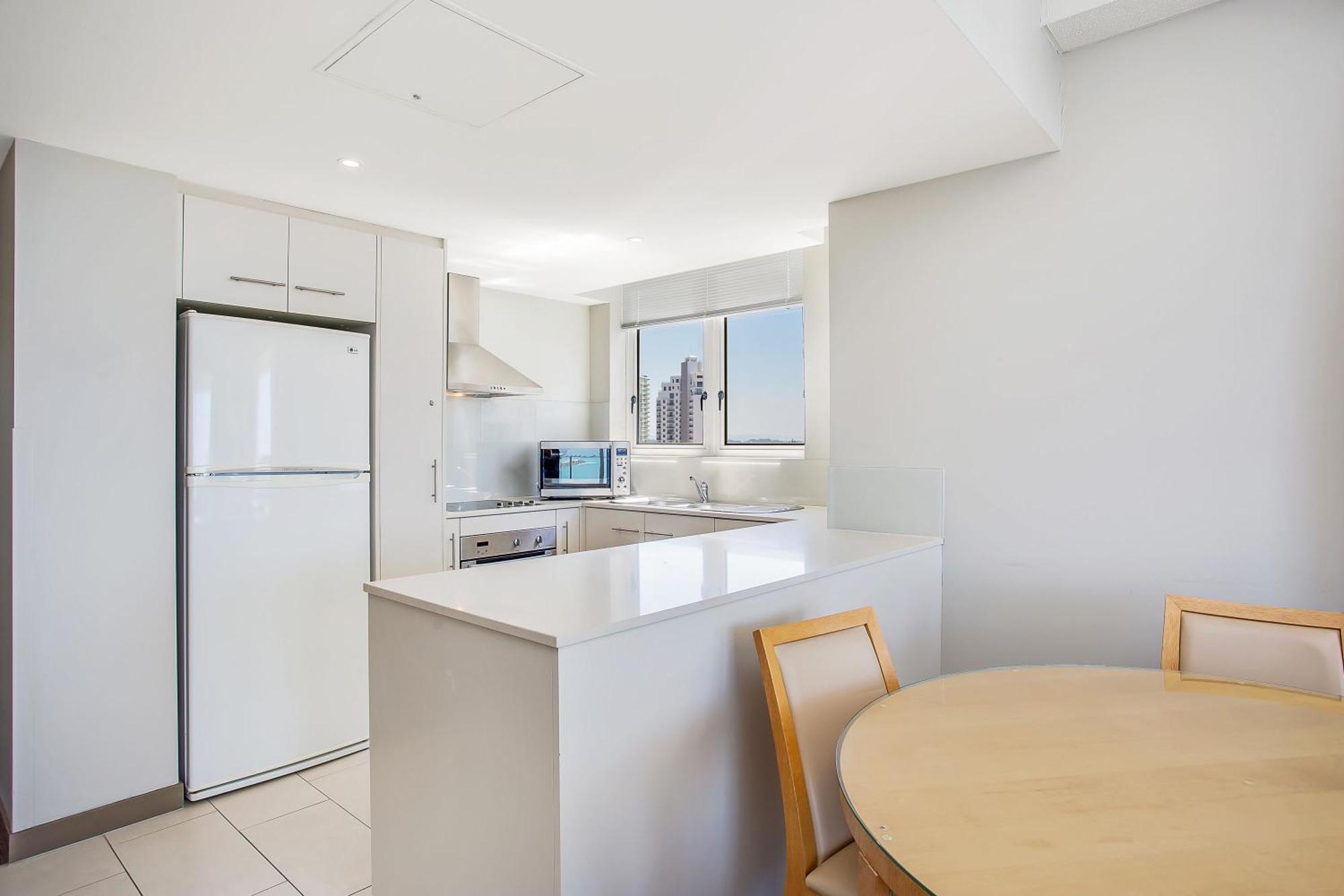 Three-Bedroom Apartment,1739403294:JPEG
