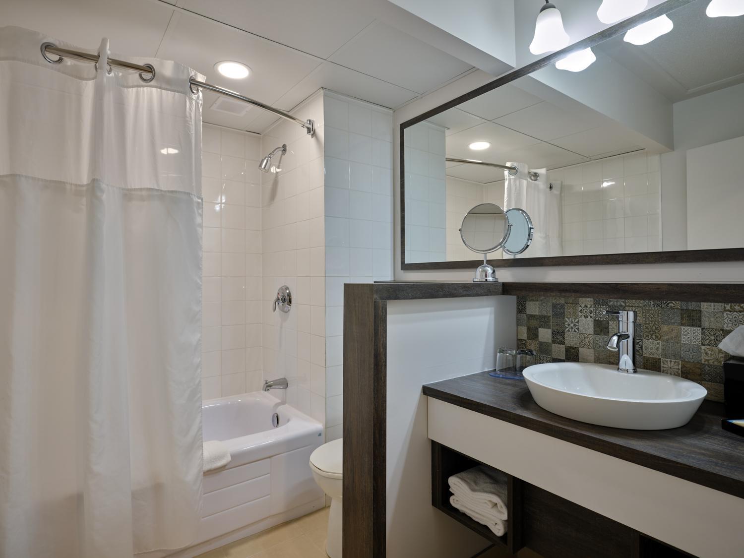 Chambre Double - Vue sur Piscine