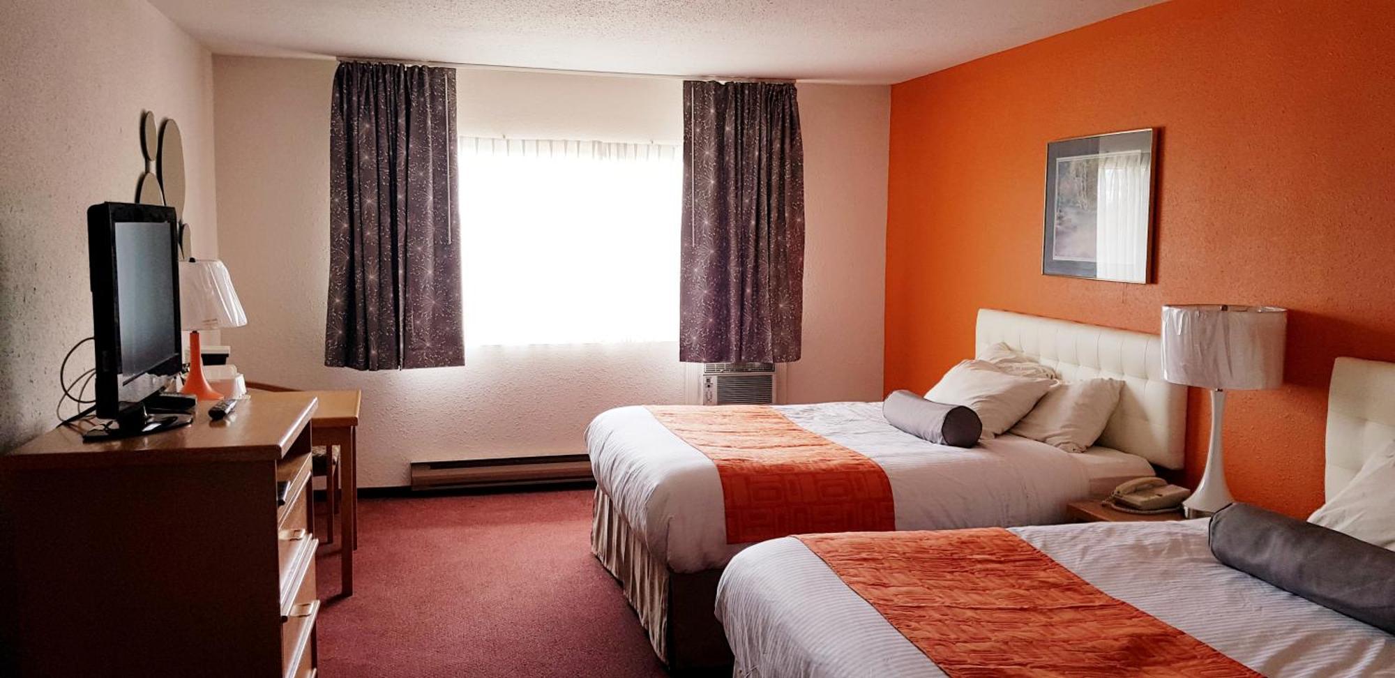 Queen Room with Two Queen Beds - Non-Smoking