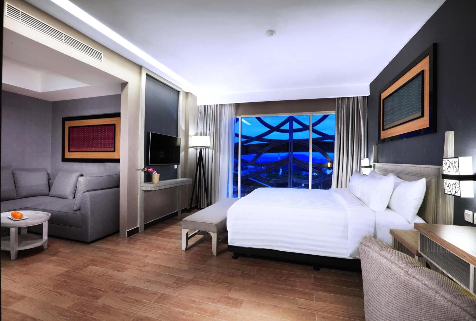 Executive Suite
