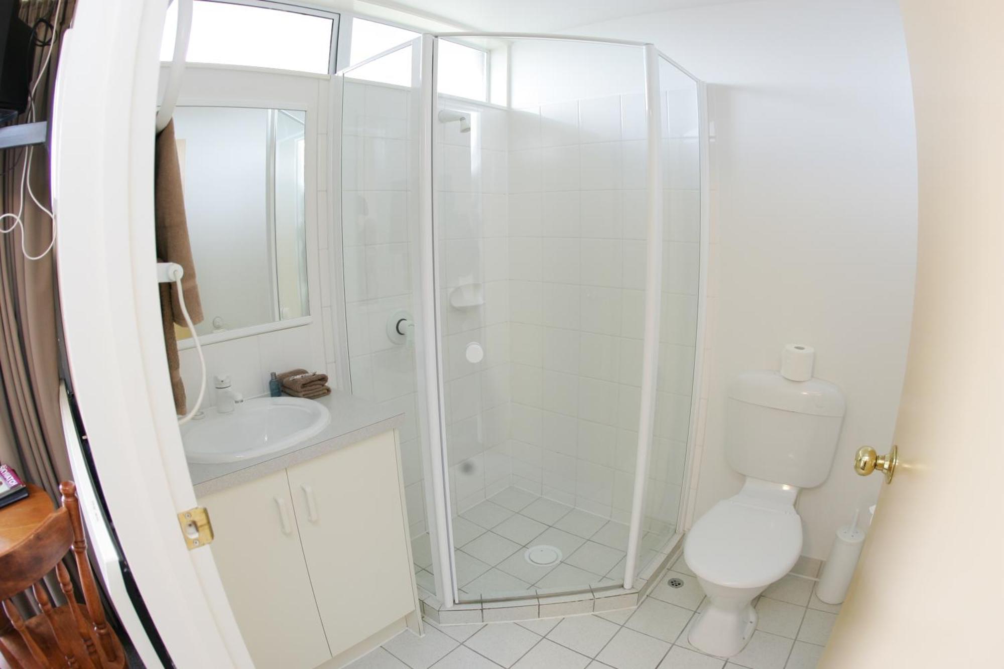 Twin Studio