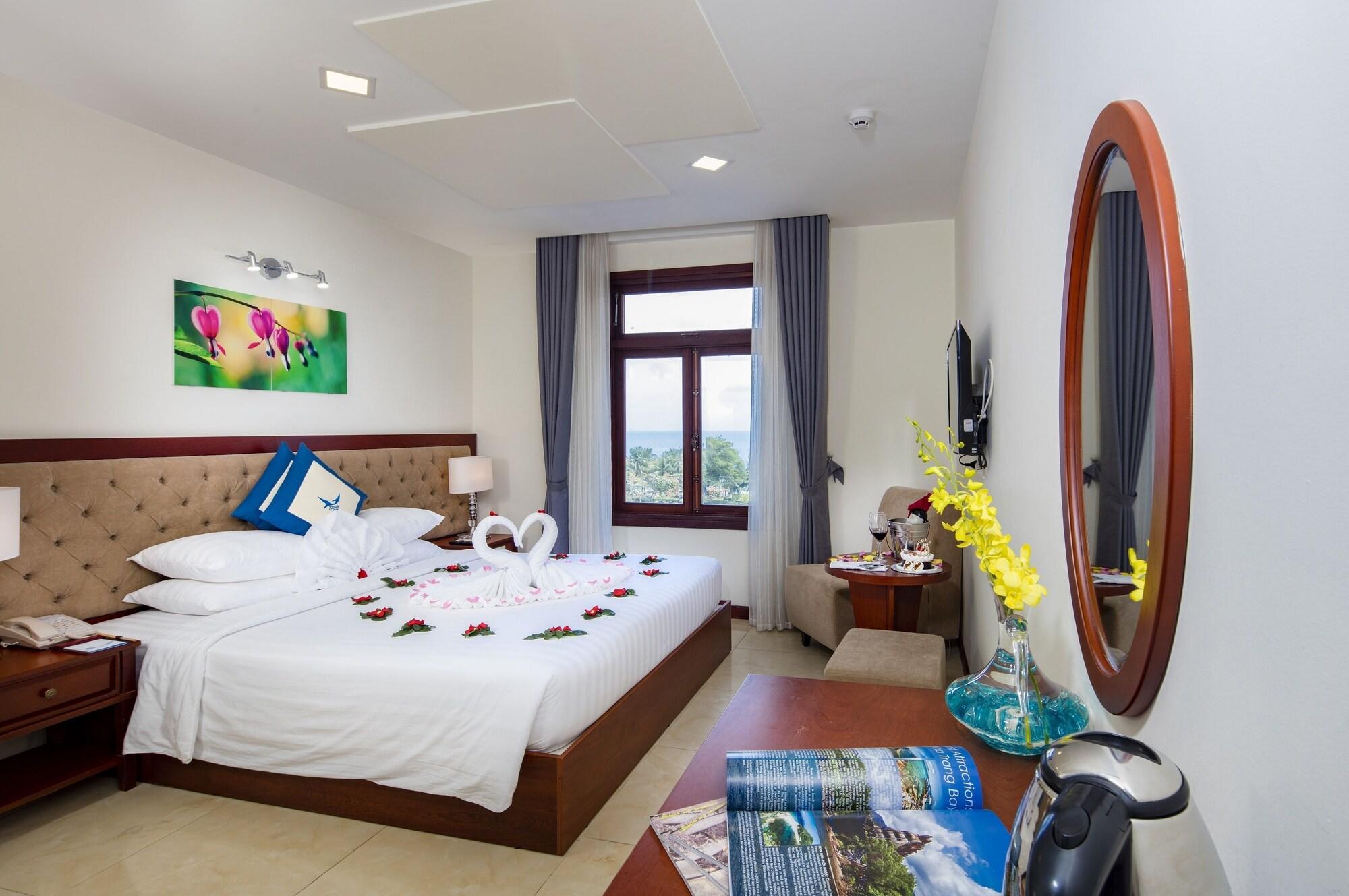 Deluxe Double or Twin Room Sea View,1222152550:JPEG