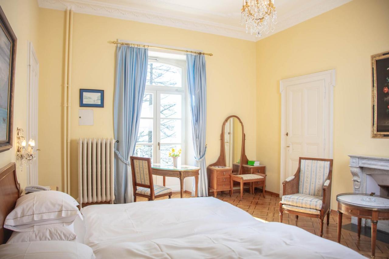 Deluxe Double Room with Lake View