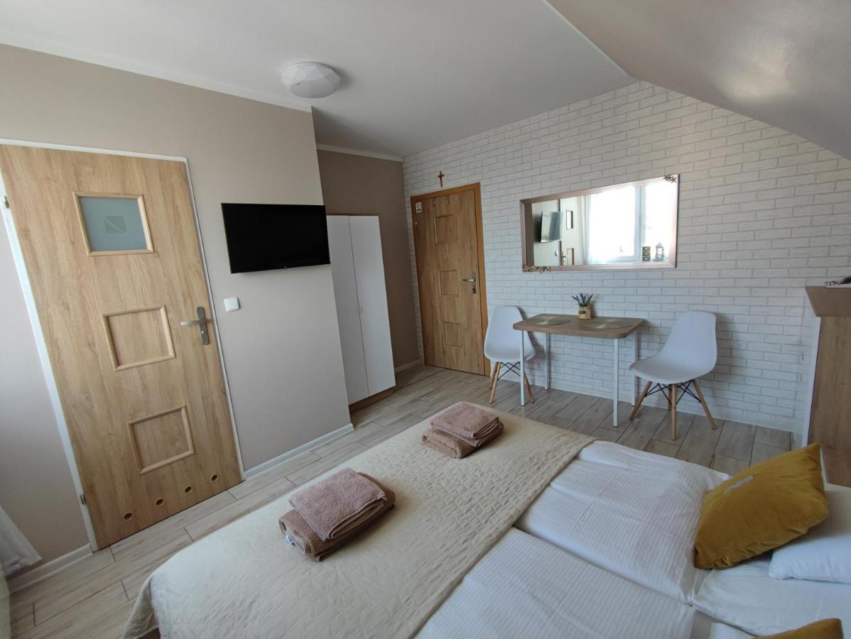 Double Room Private Bathroom