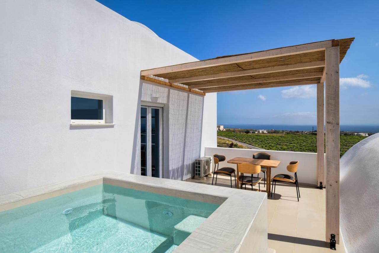 Aelia suite sea view with outdoor hot tub