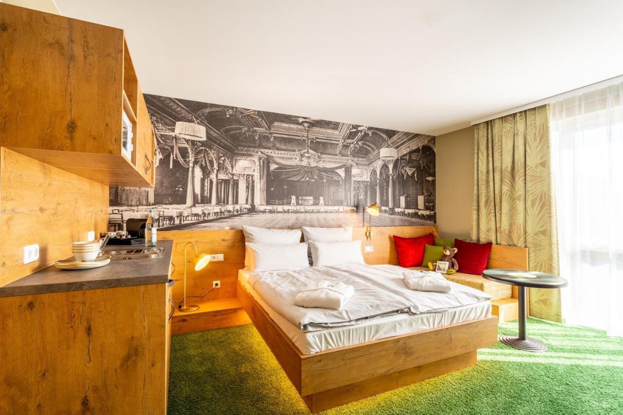 Doppelzimmer „TASTY" mit Küchenzeile