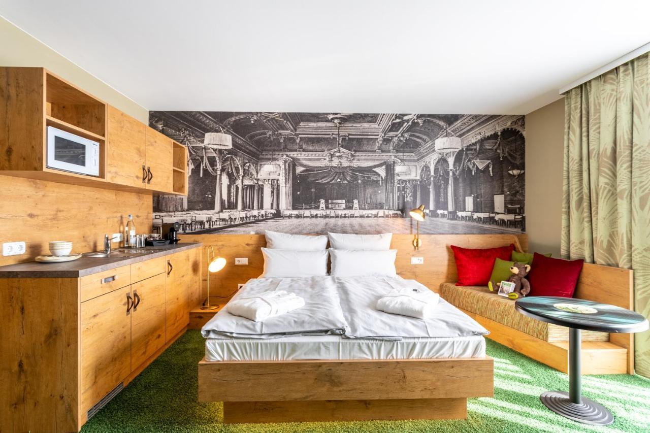 Doppelzimmer „TASTY" mit Küchenzeile