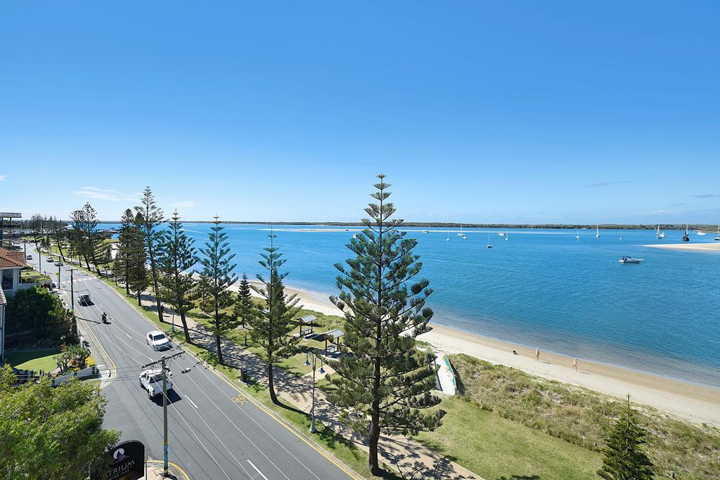Deluxe Two-Bedroom Apartment Sea View