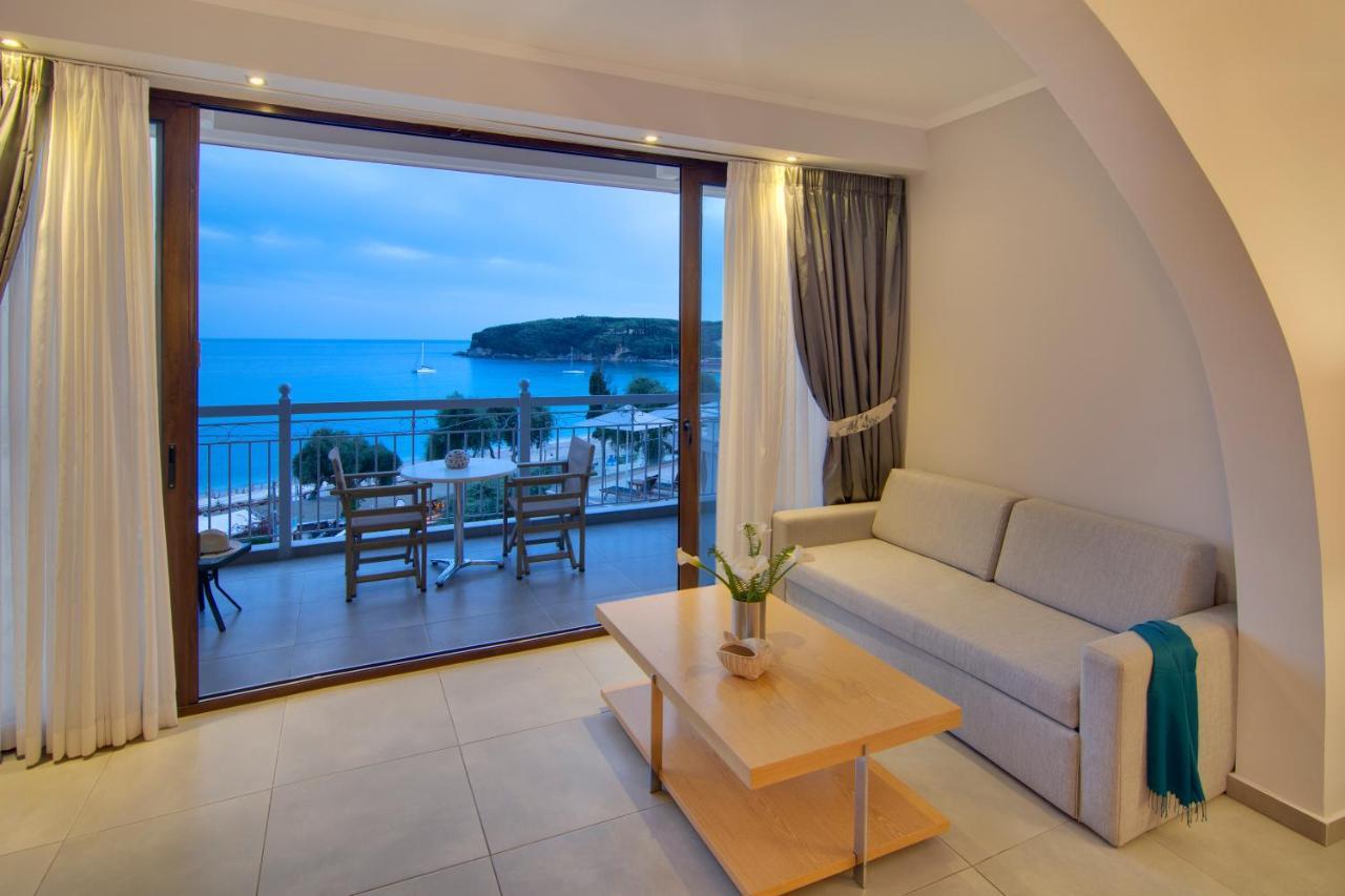Junior Suite with Balcony and Sea View