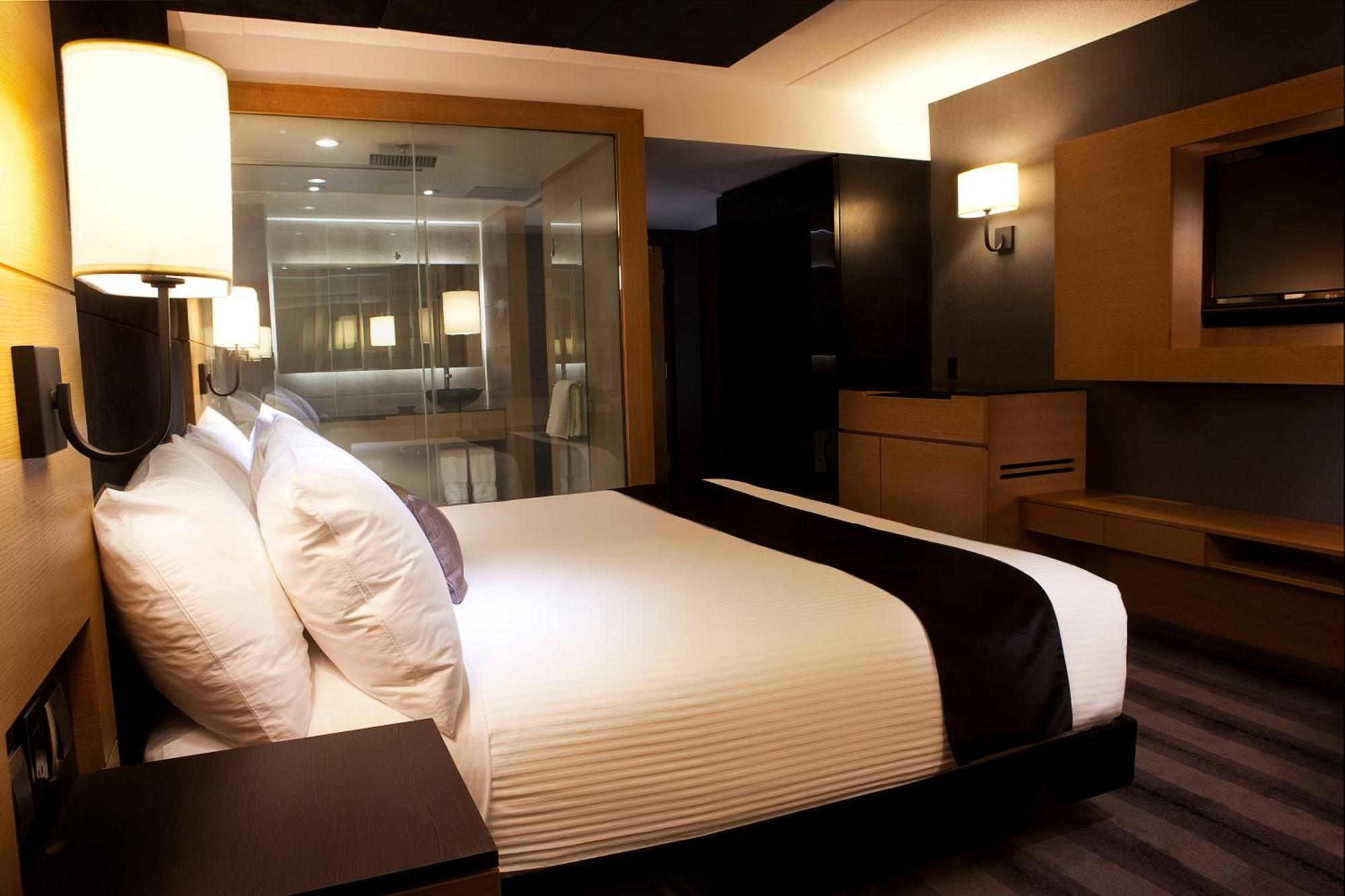 Premier King Room