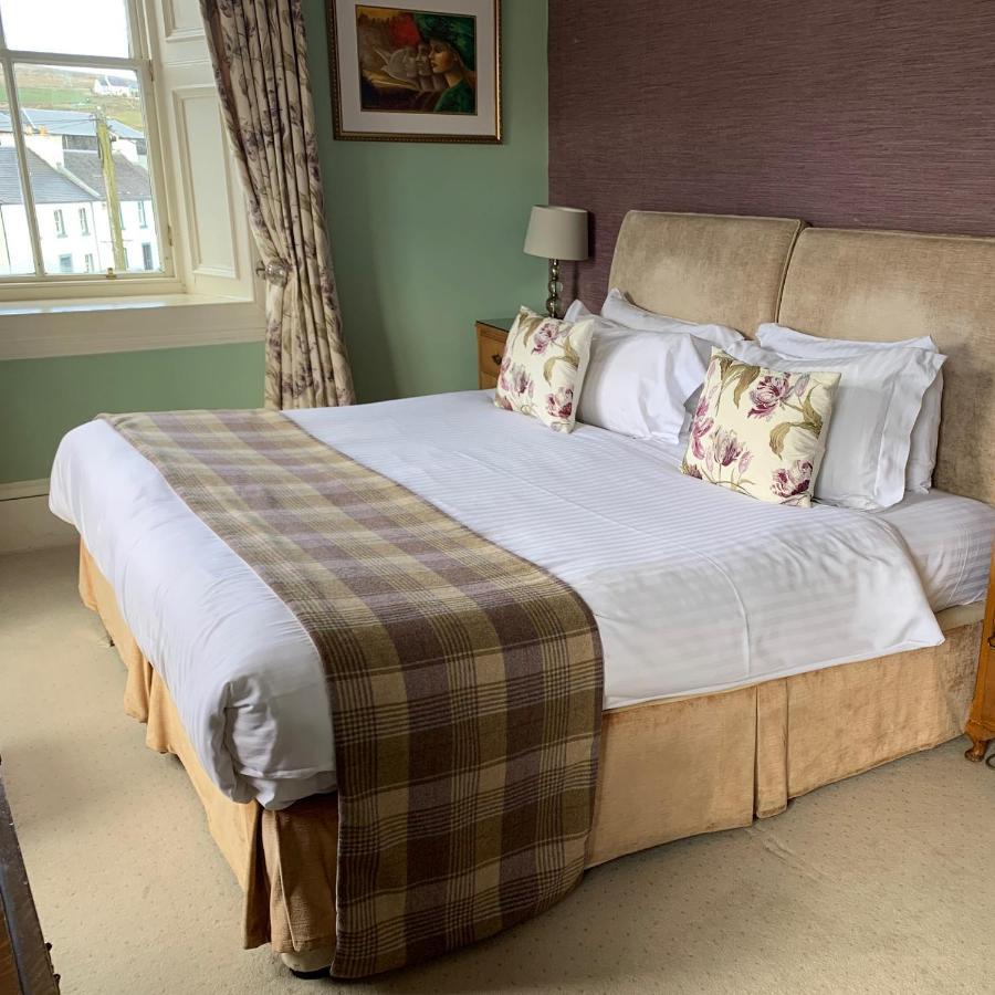 Double or Twin Room with City View