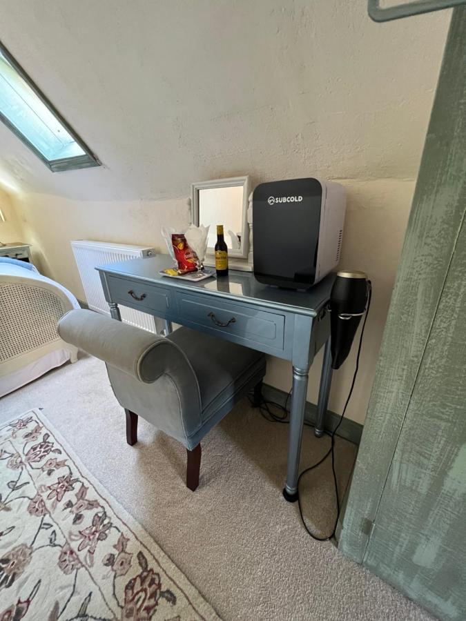Deluxe Double Room with Shower