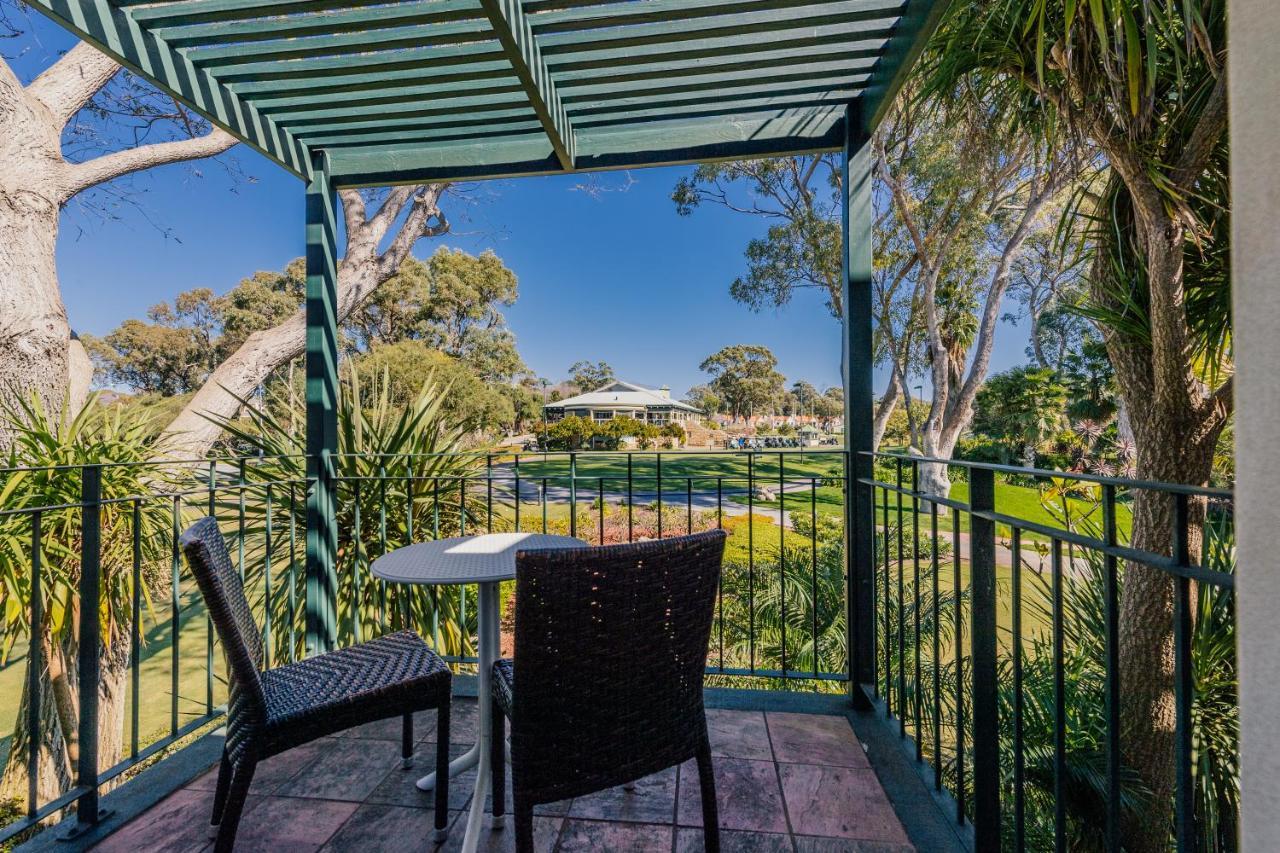 Garden View Queen Room