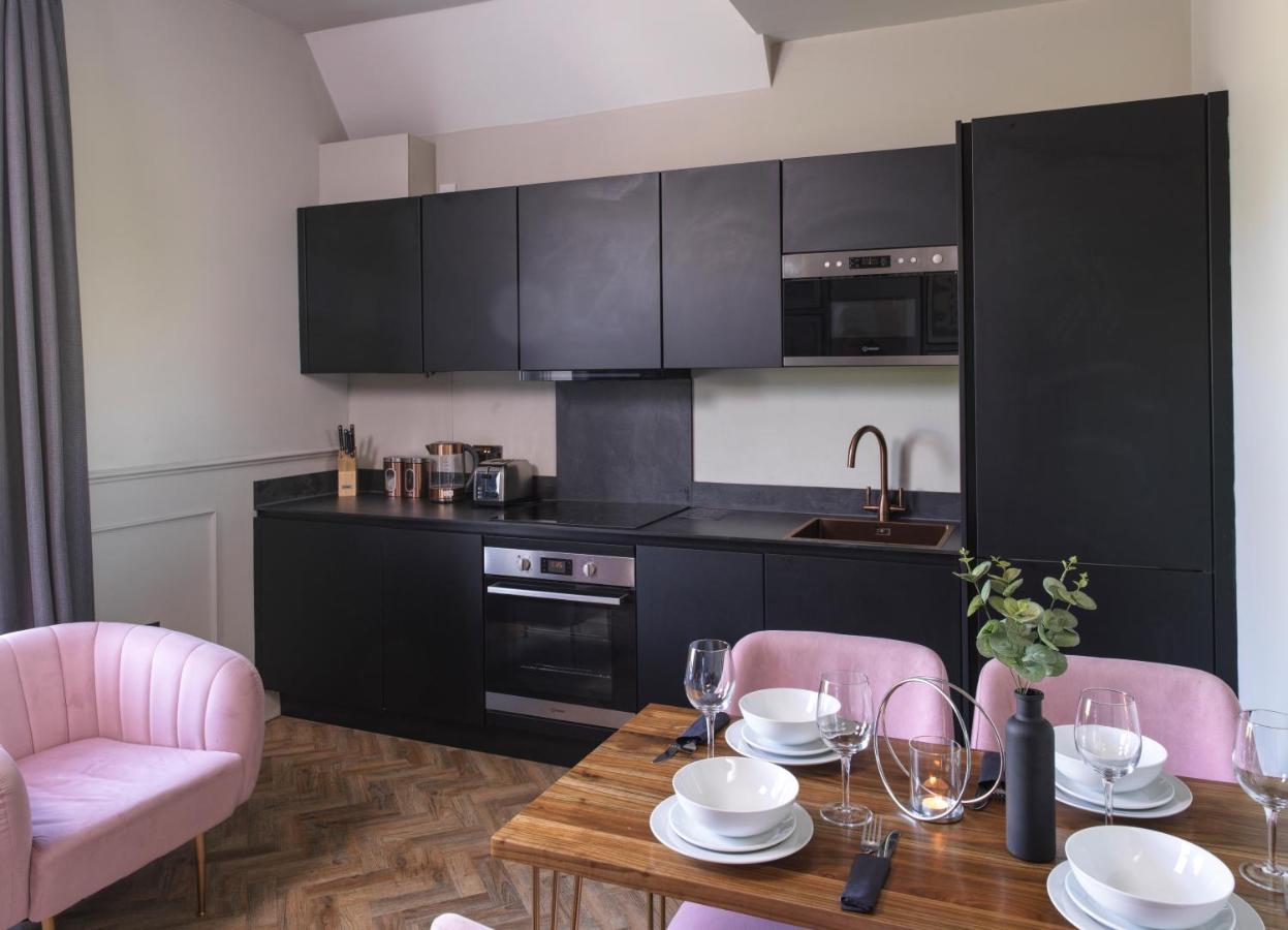 Two-Bedroom Apartment One Double Bed One Bunk Bed One Sofa Bed Kitchen