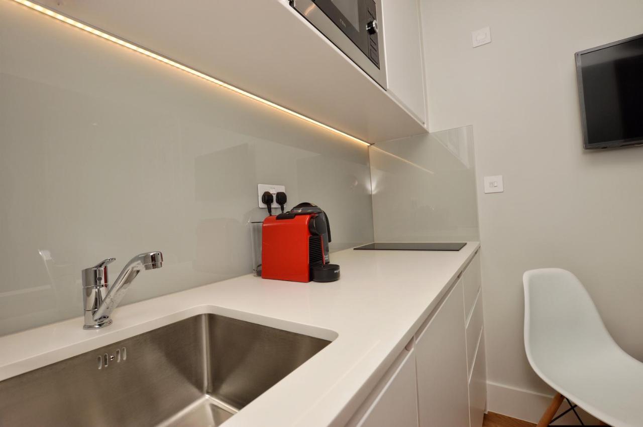 Lower Ground Floor Small studio