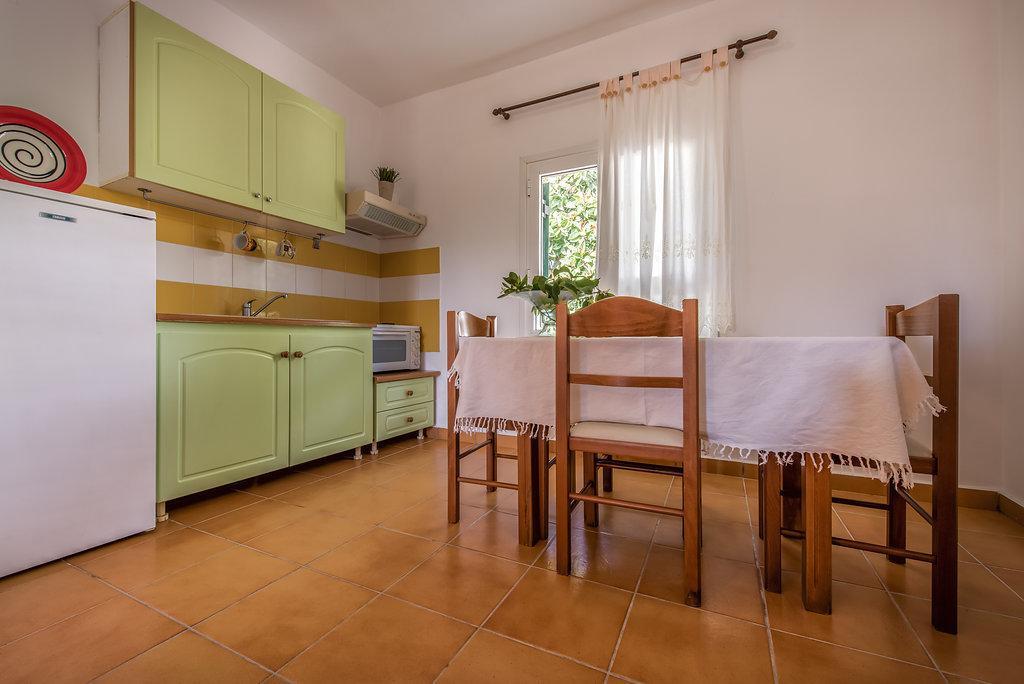 One-Bedroom Apartment,699042279:JPEG