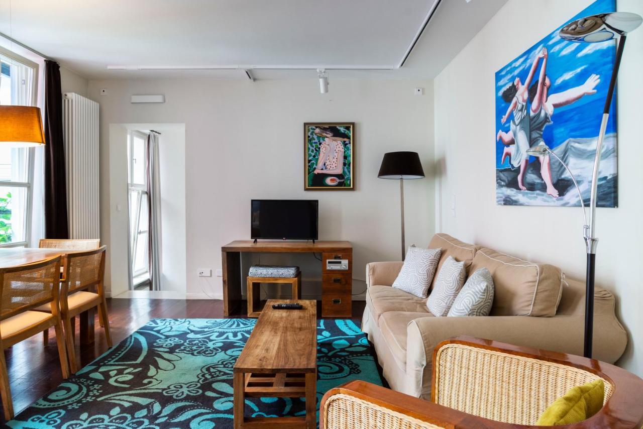 Extra großes Studio mit Küchenzeile, Balkon und Schlafsofa