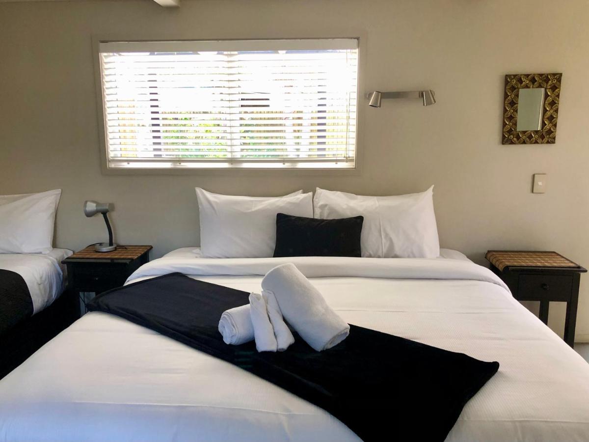Studio Spa Bath