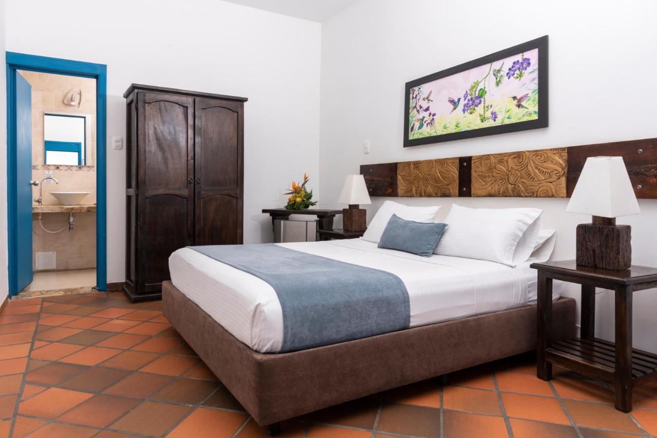 Double Room,1556678941:JPEG