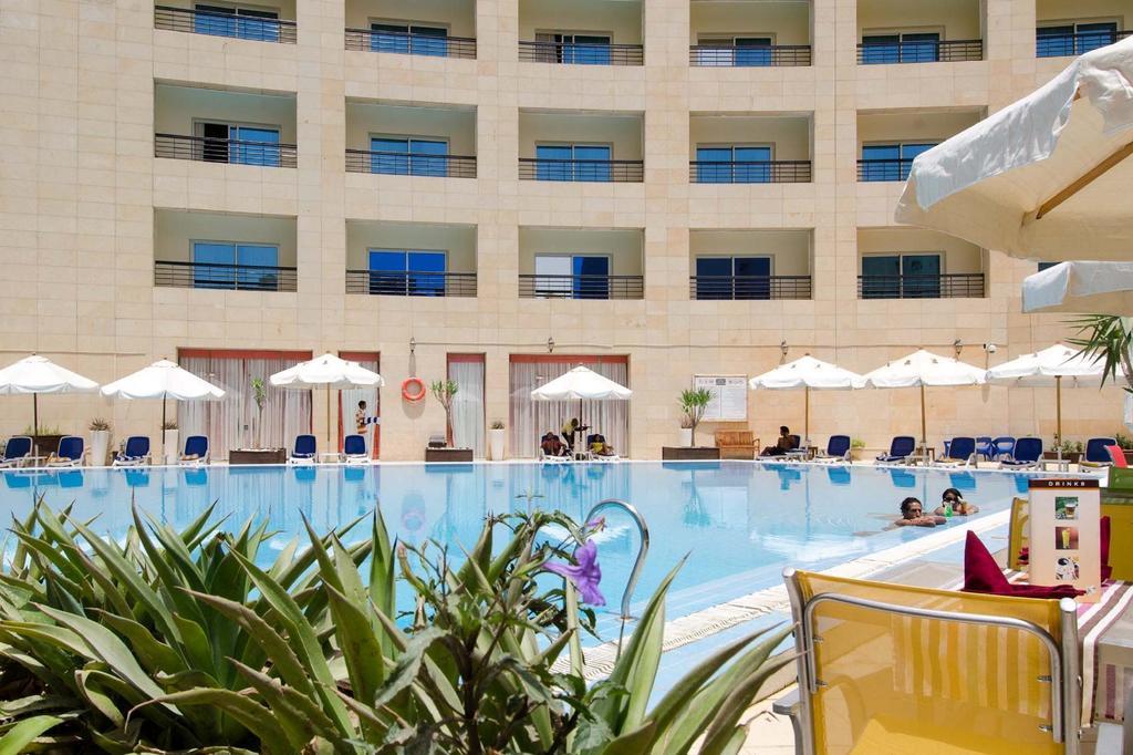 Standard Zimmer mit Poolblick – nur für ägyptische Staatsbürger und Personen mit Wohnsitz in Ägypten
