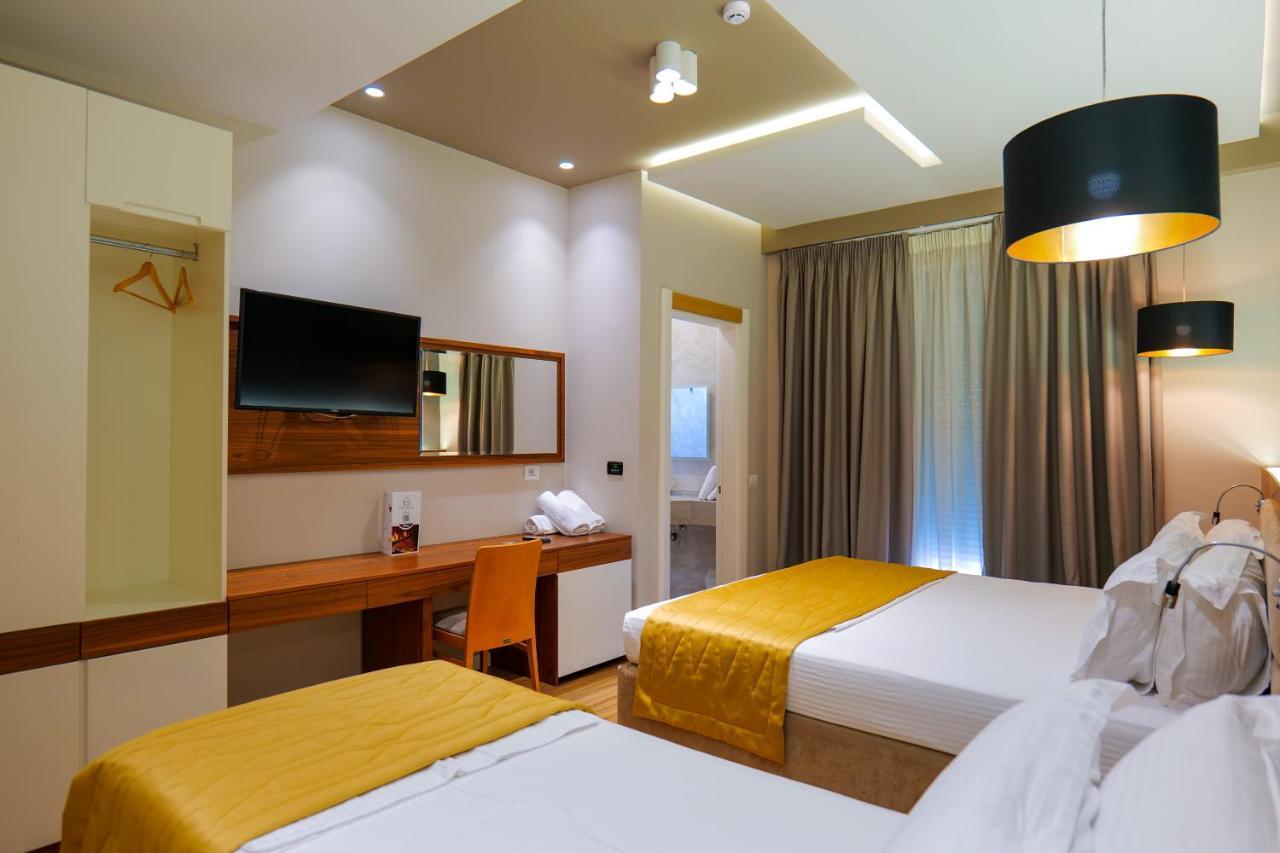 Habitación Familiar con balcón